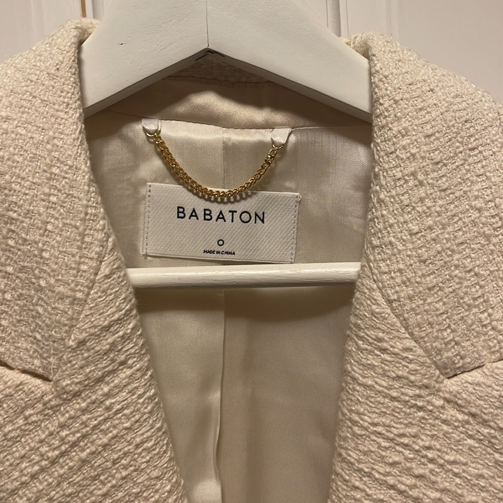 Blazer - Picture 2 of 3